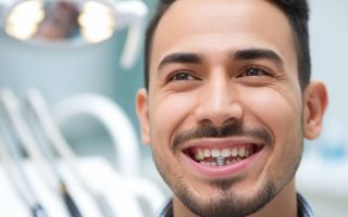 Les solutions innovantes pour les dents manquantes : implants et prothèses